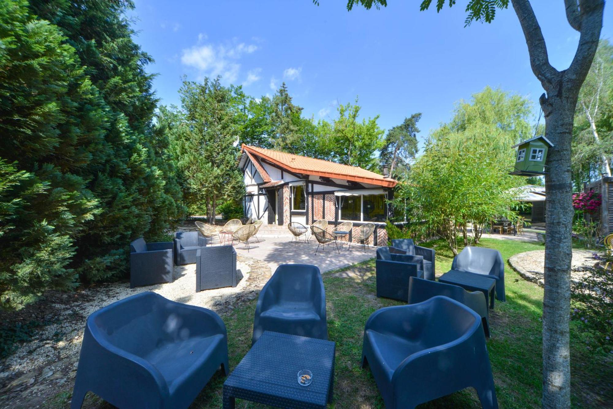 Logis - Hotel Restaurant La Mire Вьерзон Экстерьер фото